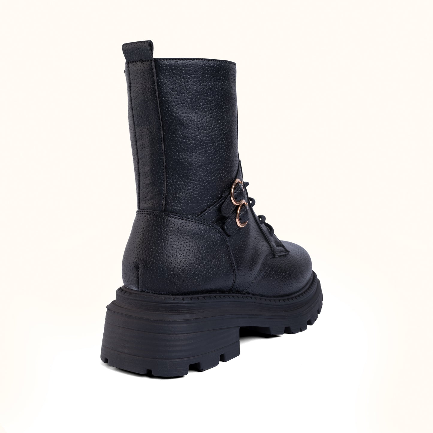 URBAM EDGE BOOT IN BLACK